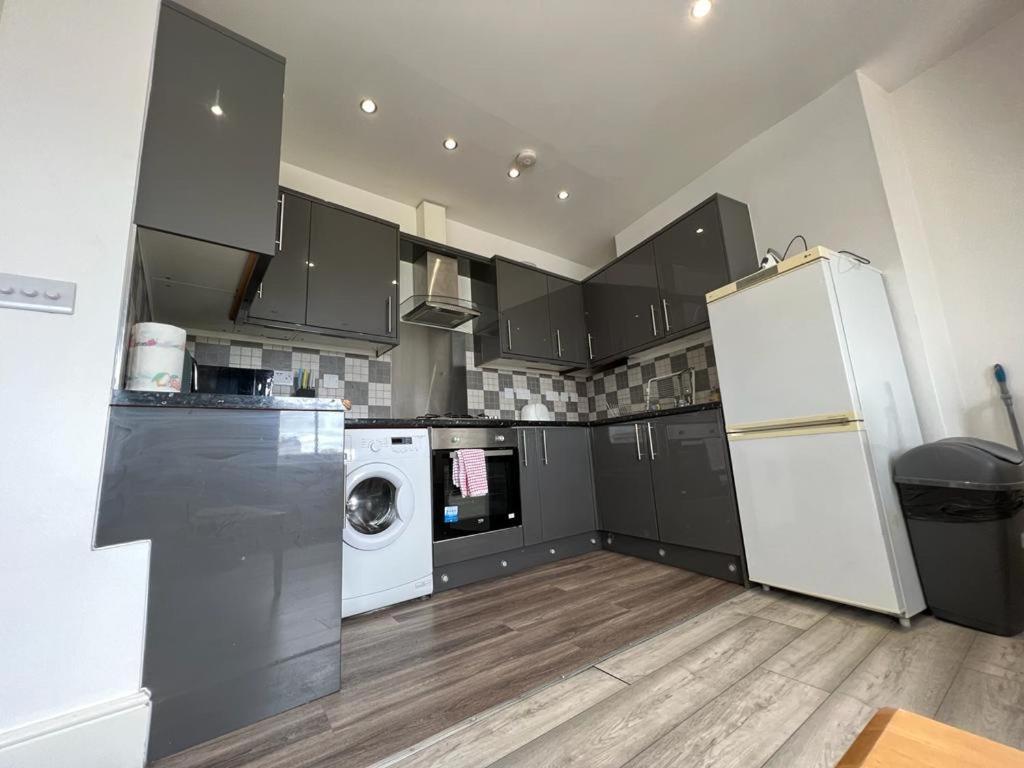 Entire New Flat With View To River Yare, H7 Appartement Great Yarmouth Buitenkant foto