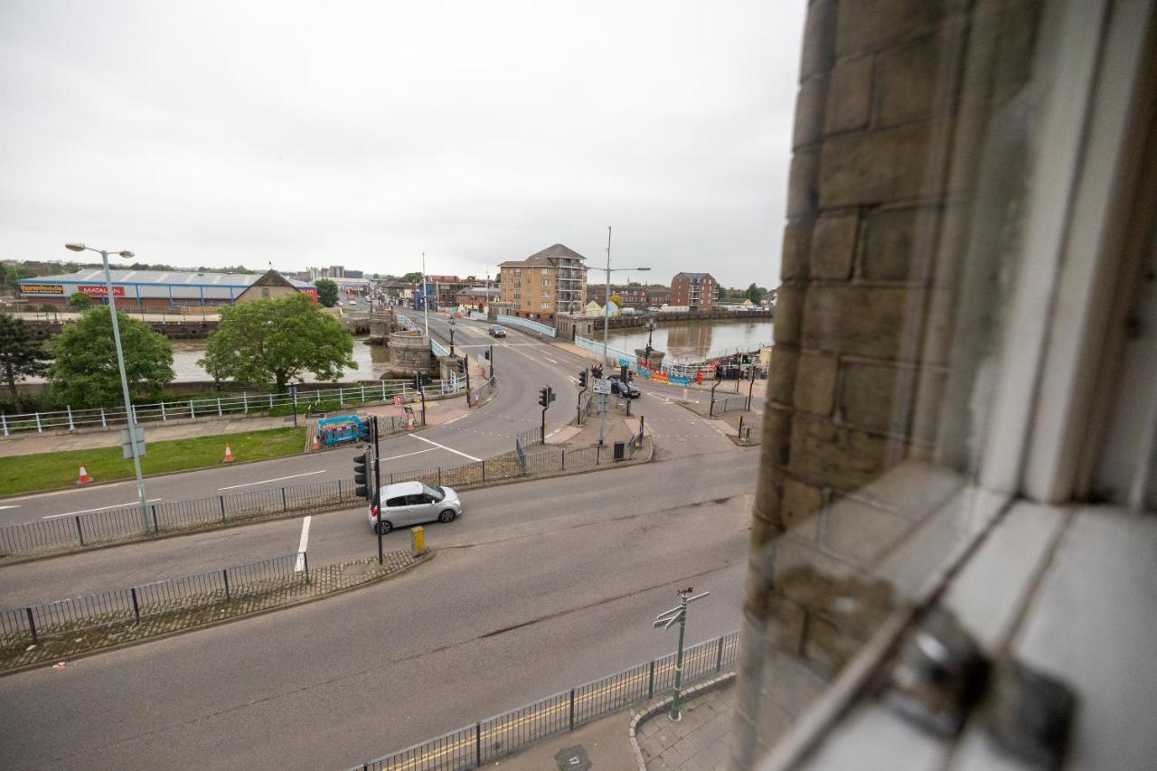 Entire New Flat With View To River Yare, H7 Appartement Great Yarmouth Buitenkant foto